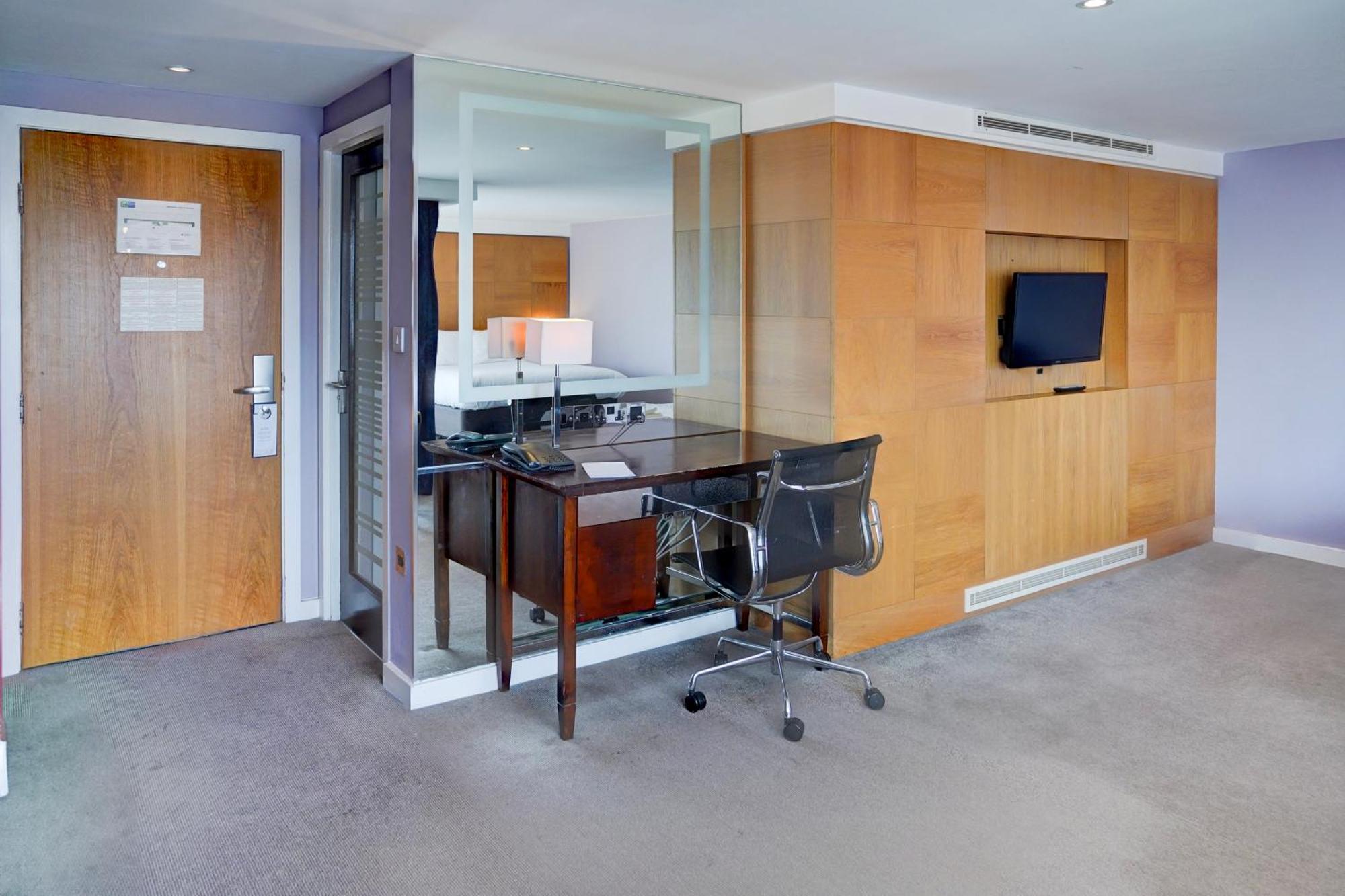 Belvilla Crewe City Centre Hotel Lifestyle Exteriér fotografie