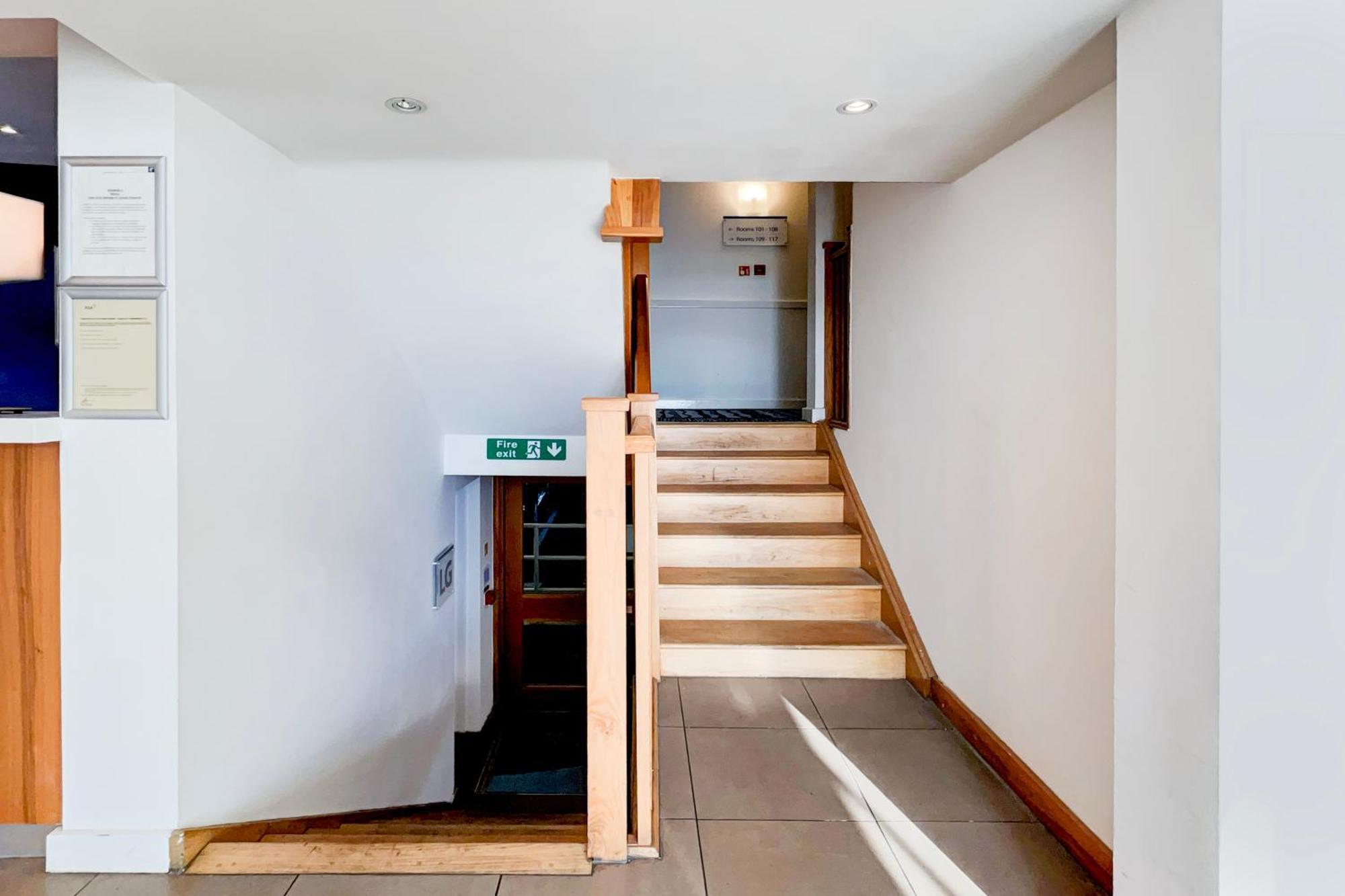 Belvilla Crewe City Centre Hotel Lifestyle Exteriér fotografie